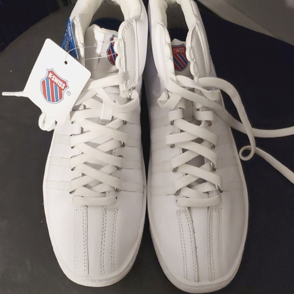 K SWISS